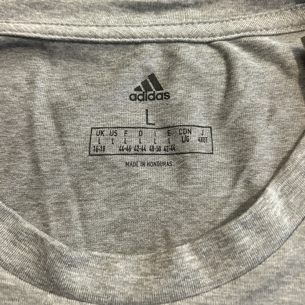 adidas Women's Minnesota United FC Vintage World Pre-Game Short Sleeve T-Shirt - Picture 3 of 5